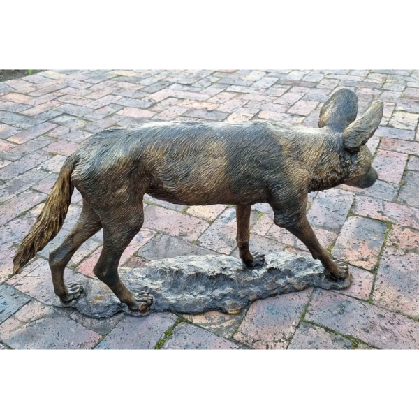 Bronze Wild Dog Bronze