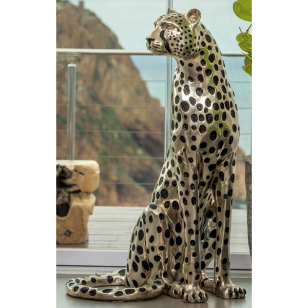 Silver Cheetah – Life-Size Sculpture