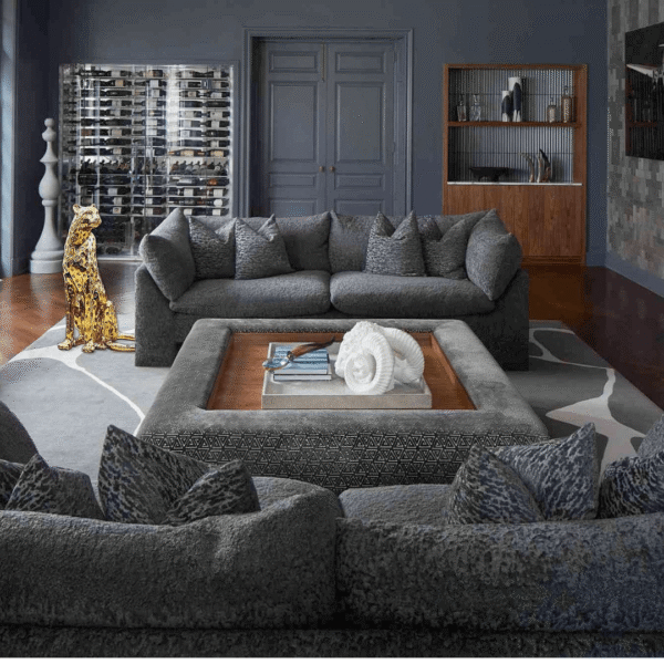 Cheetah Sitting gold & black sculpture (Mazuri – Wild Beauty)