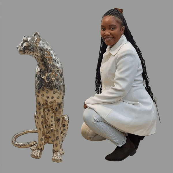 Cheetah Sitting gold & black sculpture (Mazuri – Wild Beauty)
